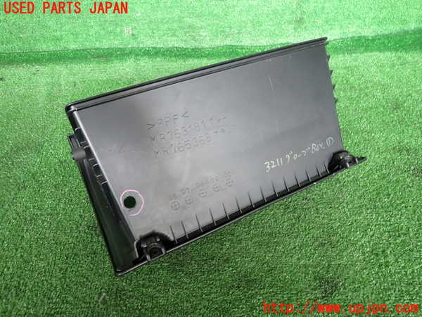 2UPJ-32117516]レグナム(EC5W)グローブボックス1 中古_m0005.jpg