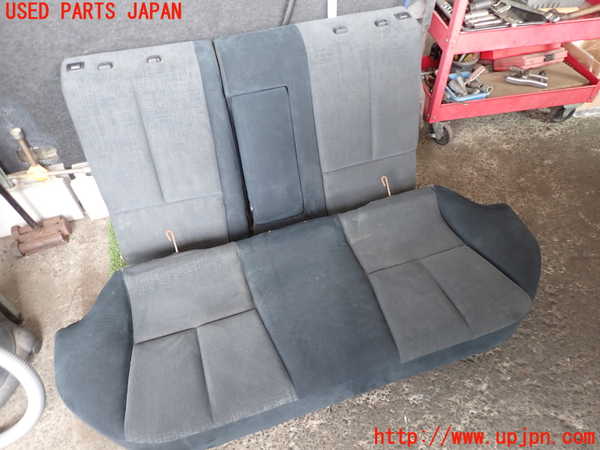 2UPJ-32117385]レグナム(EC5W)リアシート 中古_m0001.jpg