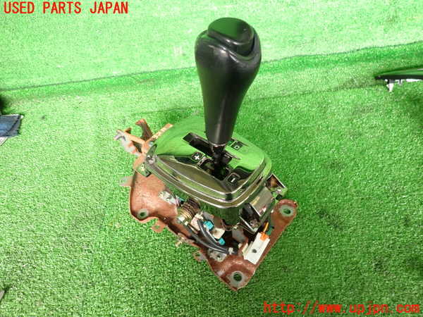 2UPJ-32117555]レグナム(EC5W)ATシフトレバー 中古_m0001.jpg