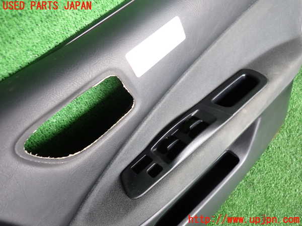 2UPJ-32111234]レグナム(EC5W)右前ドア内張り 中古_m0002.jpg