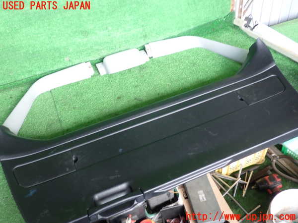 2UPJ-32111578]レグナム(EC5W)バックドア内張り 中古_m0001.jpg