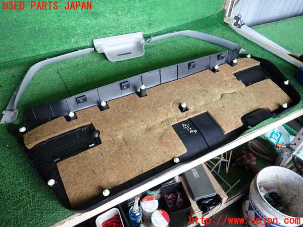 2UPJ-32111578]レグナム(EC5W)バックドア内張り 中古_m0004.jpg