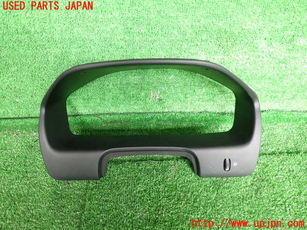 2UPJ-32117510]レグナム(EC5W)メーターフード 中古_m0001.jpg