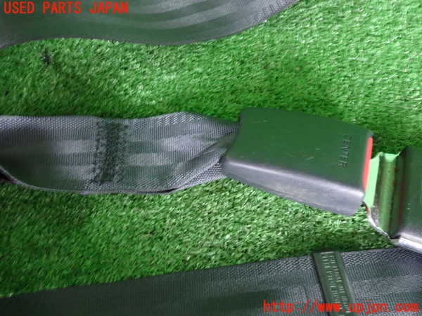 2UPJ-32117135]レグナム(EC5W)真中2列目シートベルト 中古_m0002.jpg