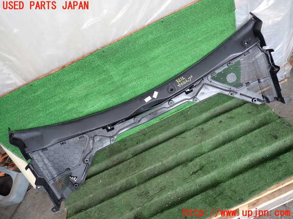 2UPJ-32121190]ジャガー・XE(JA2NA)カウルトップ 中古_m0002.jpg