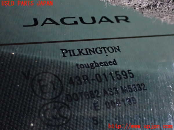 2UPJ-32121560]ジャガー・XE(JA2NA)リアガラス 中古 PILKINGTON M5532 43R-011595_m0002.jpg