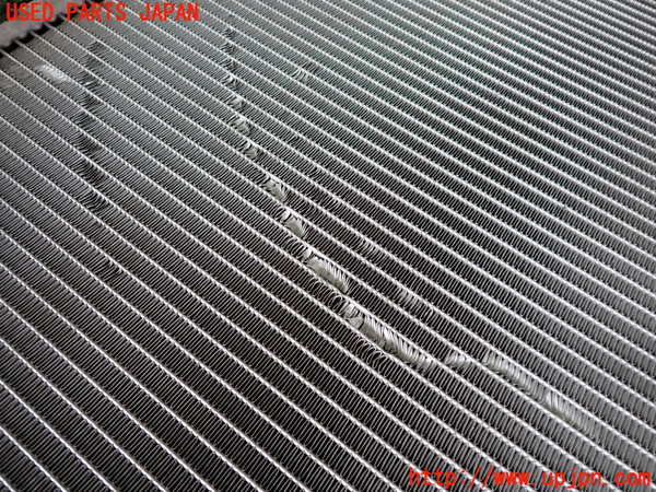 2UPJ-32122321]ジャガー・XE(JA2NA)ラジエーター1 中古_m0002.jpg