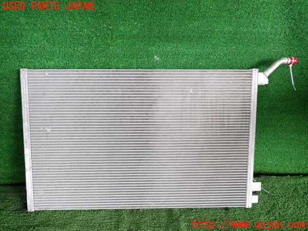 2UPJ-32122322]ジャガー・XE(JA2NA)ラジエーター2 中古_m0002.jpg
