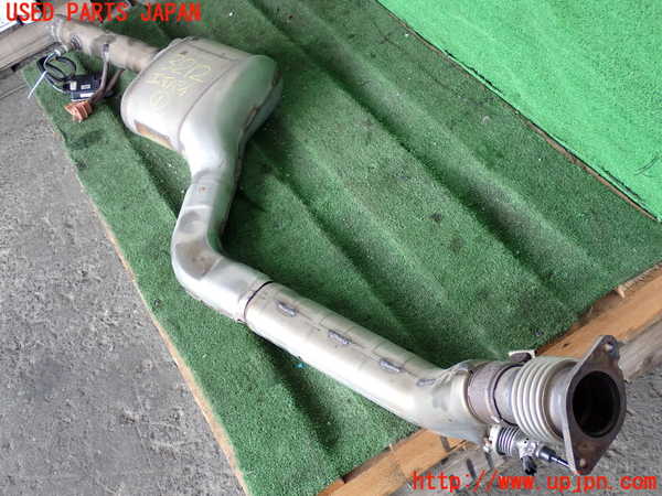 2UPJ-32122631]ジャガー・XE(JA2NA)フロントパイプ1 中古_m0001.jpg