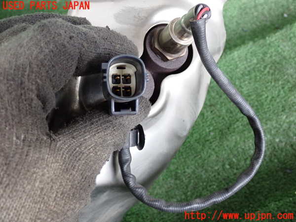 2UPJ-32122661]ジャガー・XE(JA2NA)触媒1 中古_m0003.jpg