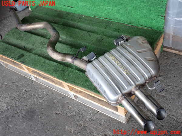 2UPJ-32122671]ジャガー・XE(JA2NA)リアマフラー1 中古_m0001.jpg