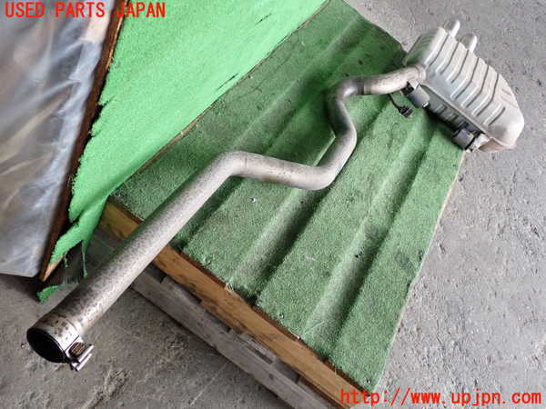 2UPJ-32122671]ジャガー・XE(JA2NA)リアマフラー1 中古_m0002.jpg