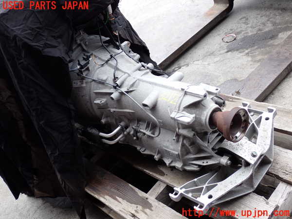 2UPJ-32123010]ジャガー・XE(JA2NA)ミッション AT 204DT 中古_m0001.jpg