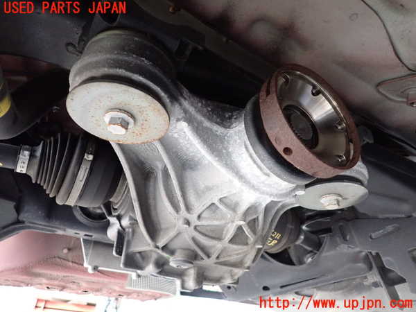 2UPJ-32124355]ジャガー・XE(JA2NA)リアデフ 中古_m0001.jpg