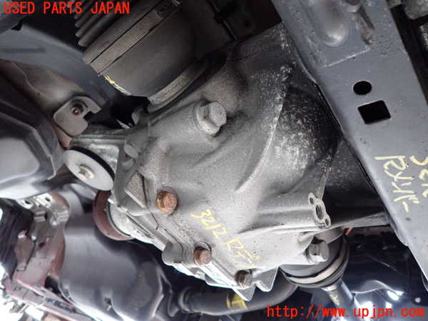 2UPJ-32124355]ジャガー・XE(JA2NA)リアデフ 中古_m0002.jpg