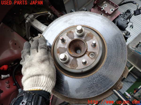 2UPJ-32124290]ジャガー・XE(JA2NA)右フロントナックルハブ 中古_m0001.jpg