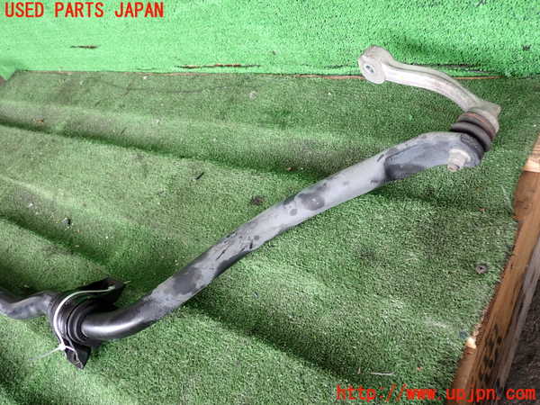 2UPJ-32125440]ジャガー・XE(JA2NA)フロントスタビライザー 中古_m0002.jpg