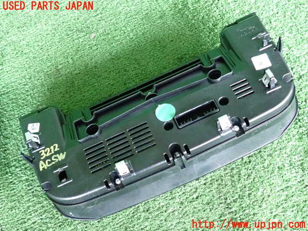 2UPJ-32126066]ジャガー・XE(JA2NA)エアコンスイッチ1 中古_m0002.jpg