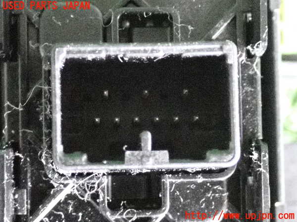 2UPJ-32126309]ジャガー・XE(JA2NA)スイッチ4(パーキングソナー カメラ ナビメニュー他) 中古_m0004.jpg