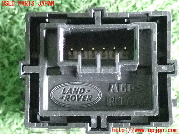 2UPJ-32126311]ジャガー・XE(JA2NA)スイッチ6 中古_m0004.jpg