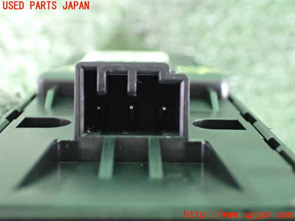2UPJ-32126240]ジャガー・XE(JA2NA)右前パワーウィンドウスイッチ 中古_m0004.jpg