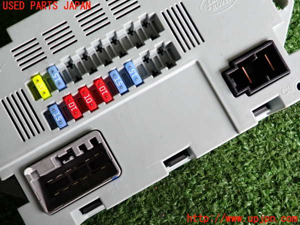 2UPJ-32126148]ジャガー・XE(JA2NA)コンピューター3 中古 CPLA-14Q073-AA_m0004.jpg