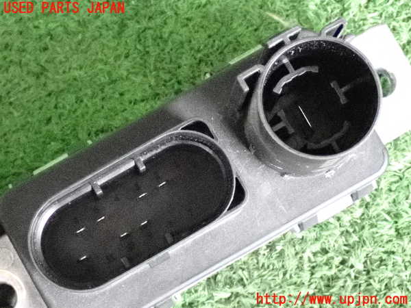 2UPJ-32126152]ジャガー・XE(JA2NA)コンピューター7 中古 GX73-12B533-AC_m0004.jpg