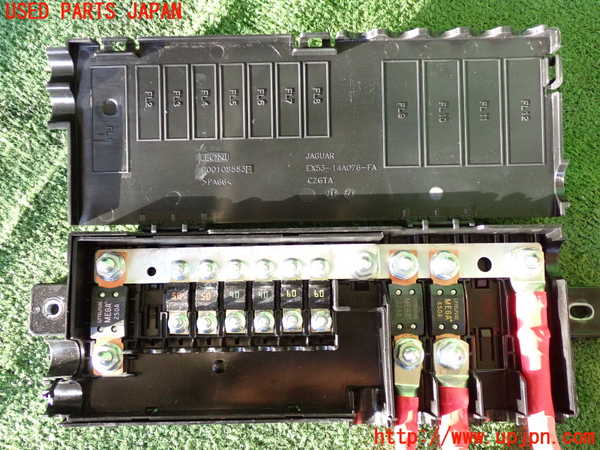 2UPJ-32126741]ジャガー・XE(JA2NA)ヒューズボックス1 中古_m0003.jpg