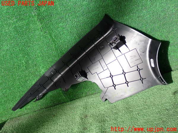 2UPJ-32127675]ジャガー・XE(JA2NA)右リアピラートリム 中古_m0002.jpg