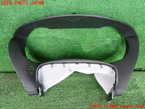 2UPJ-32127510]ジャガー・XE(JA2NA)メーターフード 中古_m0001.jpg