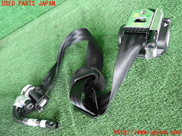 2UPJ-32127045]ジャガー・XE(JA2NA)運転席シートベルト 中古_m0002.jpg