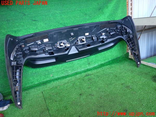 2UPJ-32141520]ハリアー(ZSU60W)リアスポイラー 中古_m0004.jpg