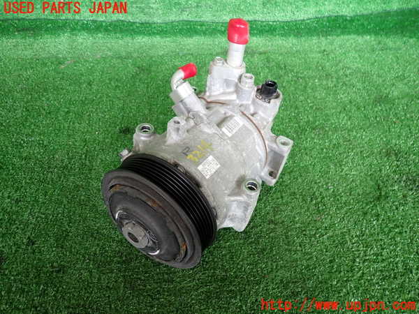 2UPJ-32146025]ハリアー(ZSU60W)エアコンコンプレッサー 中古_m0001.jpg