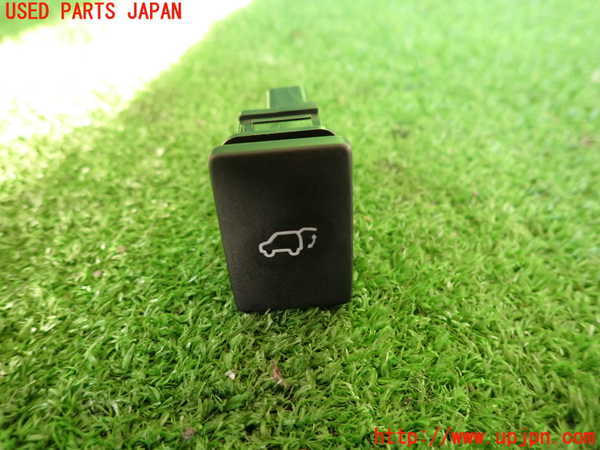 2UPJ-32146311]ハリアー(ZSU60W)スイッチ6 (バックドアオープン) 中古_m0001.jpg