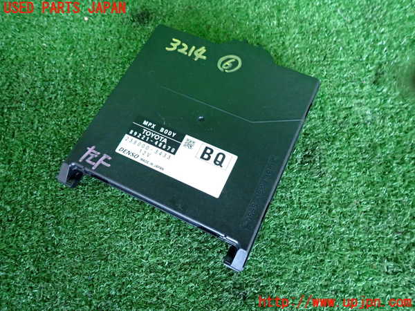 2UPJ-32146151]ハリアー(ZSU60W)コンピューター6 (MPX BODY) 中古_m0001.jpg