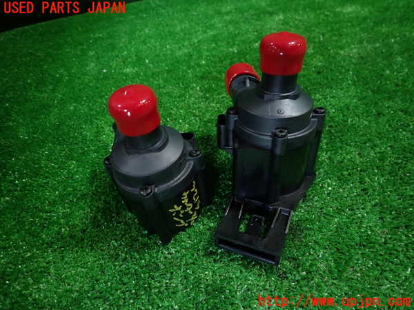 1UPJ-32152110]アウディ・A6(F2DKNF)ウォーターポンプ 中古_m0001.jpg