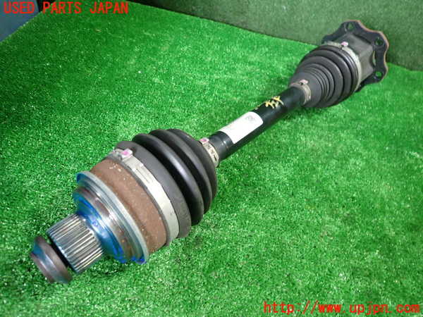 1UPJ-32154015]アウディ・A6(F2DKNF)左フロントドライブシャフト 中古_m0001.jpg