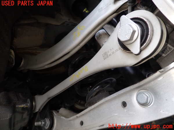 1UPJ-32155205]アウディ・A6(F2DKNF)右リアロアアーム2 中古_m0001.jpg