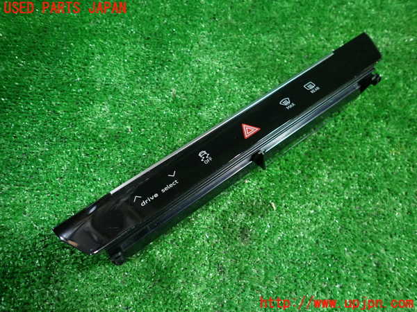 1UPJ-32156306]アウディ・A6(F2DKNF)スイッチ1 (ハザード) 中古_m0001.jpg