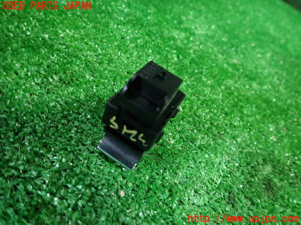1UPJ-32156245]アウディ・A6(F2DKNF)左前パワーウィンドウスイッチ 中古_m0002.jpg