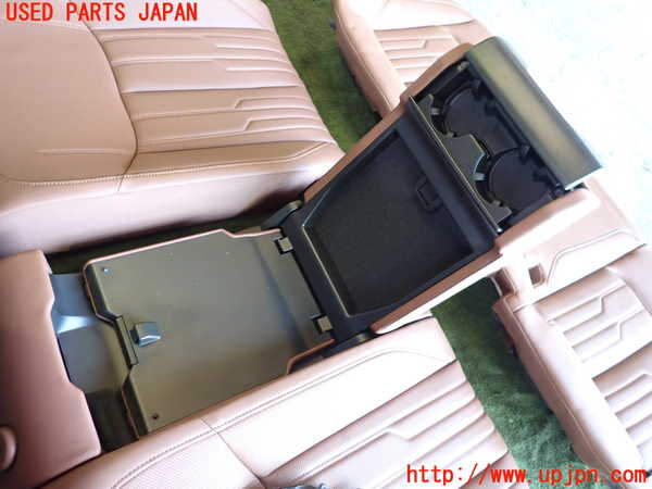 1UPJ-32157385]アウディ・A6(F2DKNF)リアシート 中古_m0003.jpg