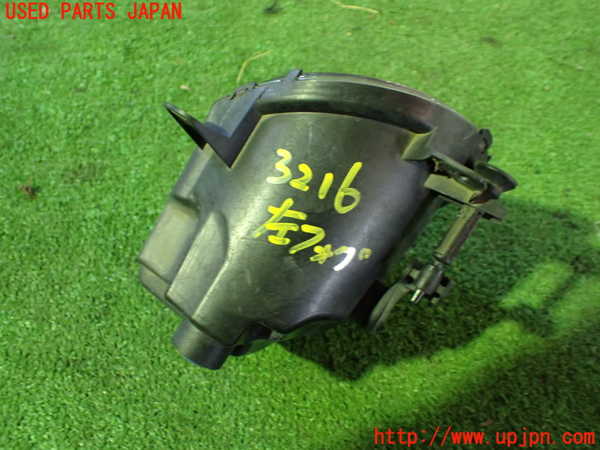 1UPJ-32161182]BMW 320d ツーリング F31(3D20)左フォグ 中古_m0004.jpg