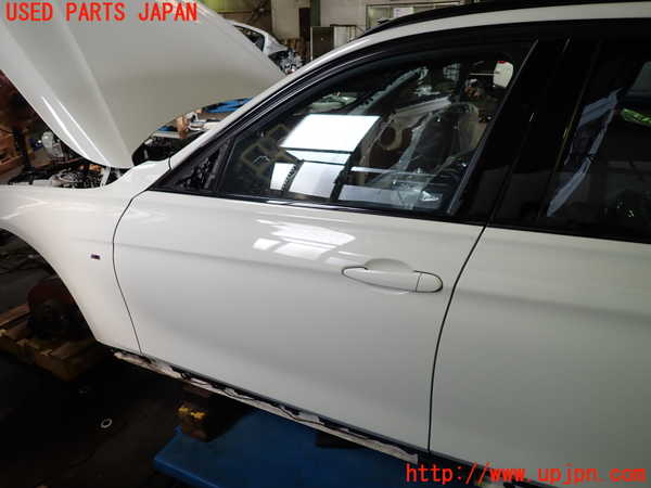 1UPJ-32161260]BMW 320d ツーリング F31(3D20)左前ドア FUYAO M540 中古_m0001.jpg