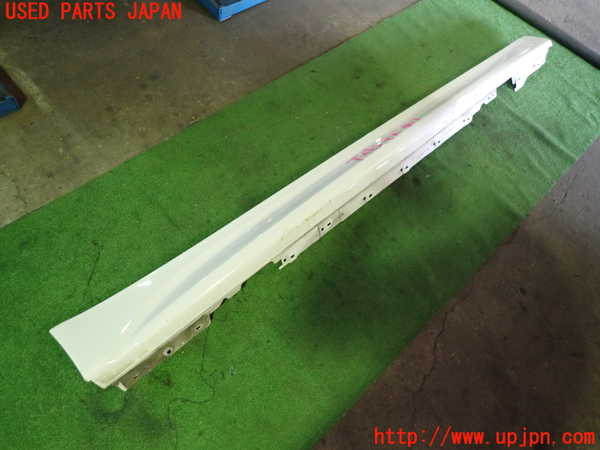 1UPJ-32161390]BMW 320d ツーリング F31(3D20)右サイドステップ 中古_m0001.jpg