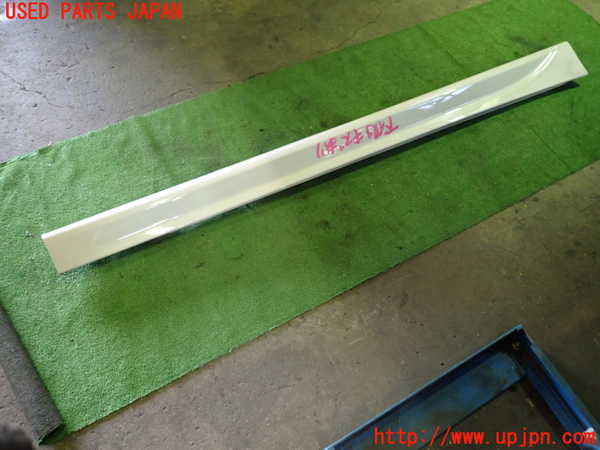 1UPJ-32161390]BMW 320d ツーリング F31(3D20)右サイドステップ 中古_m0004.jpg