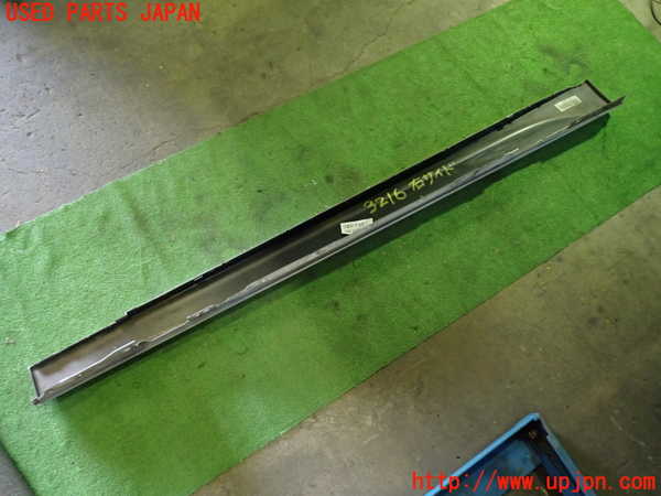 1UPJ-32161390]BMW 320d ツーリング F31(3D20)右サイドステップ 中古_m0005.jpg