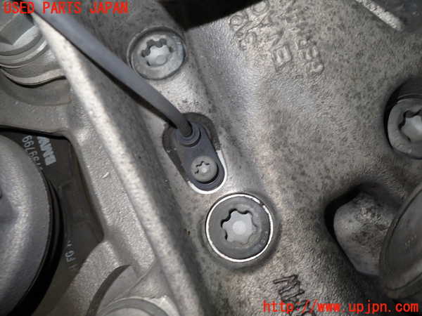 1UPJ-32164295]BMW 320d ツーリング F31(3D20)左フロントナックルハブ 中古_m0002.jpg