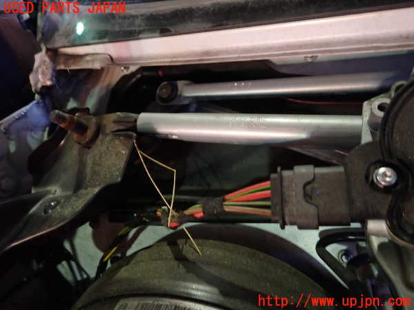 1UPJ-32166770]BMW 320d ツーリング F31(3D20)フロントワイパーモーター 中古_m0003.jpg
