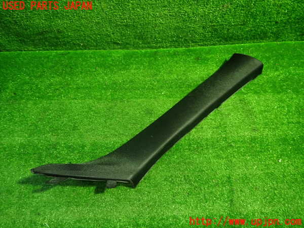 1UPJ-32167655]BMW 320d ツーリング F31(3D20)右フロントピラートリム 中古_m0001.jpg