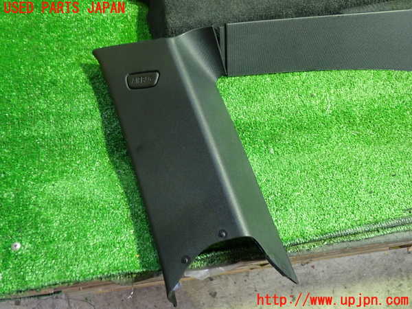 1UPJ-32167675]BMW 320d ツーリング F31(3D20)右リアピラートリム 中古_m0002.jpg